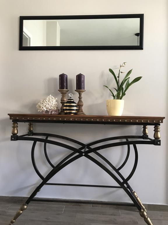 Downtown Apartment *